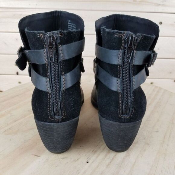 Korks 6.5 US  Black Leather Suede Contrast Stacked Heel Bootie Boot Back Zip NEW - Picture 3 of 12